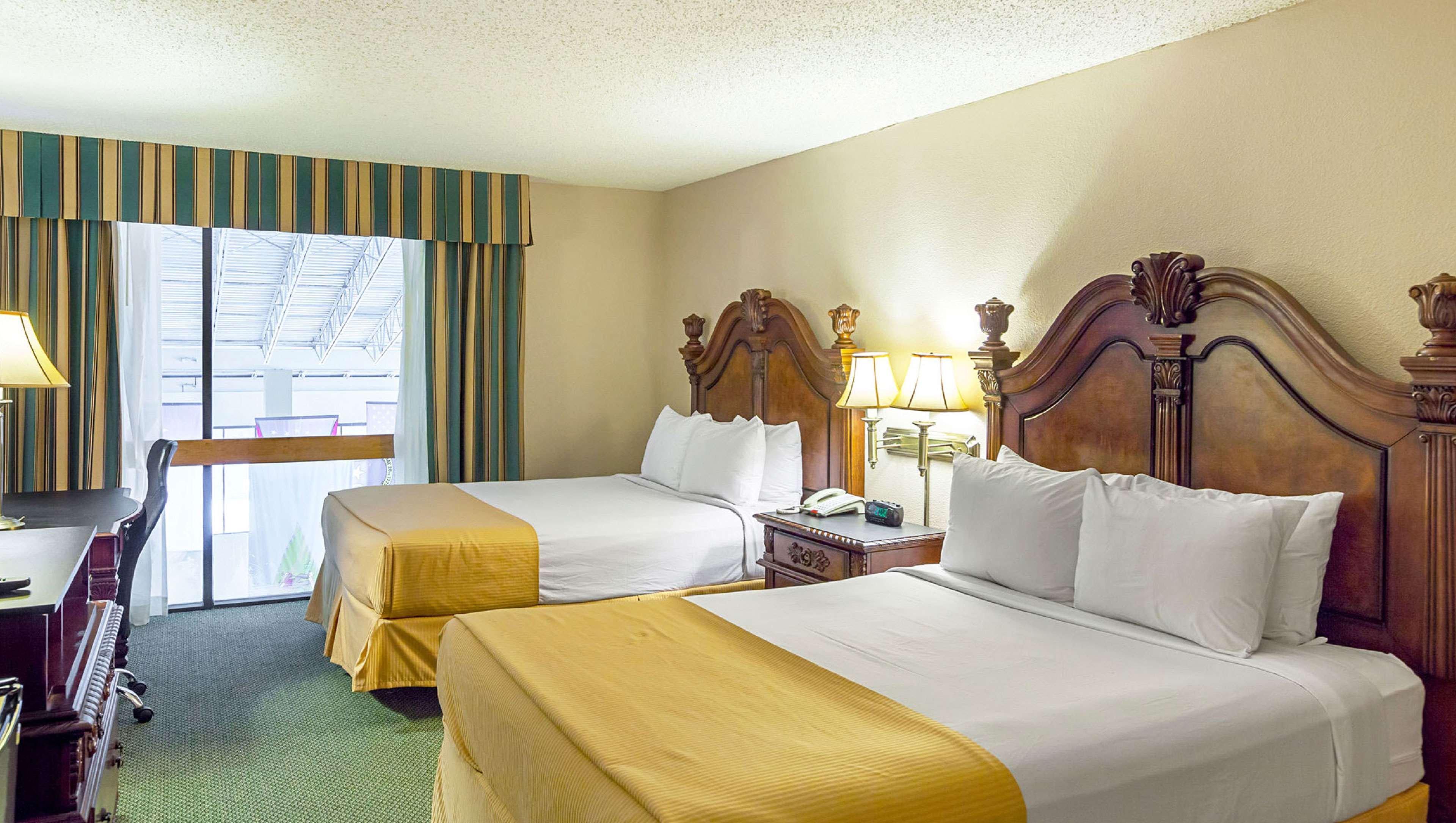 Magnuson Grand Desoto Hotel Eksteriør billede