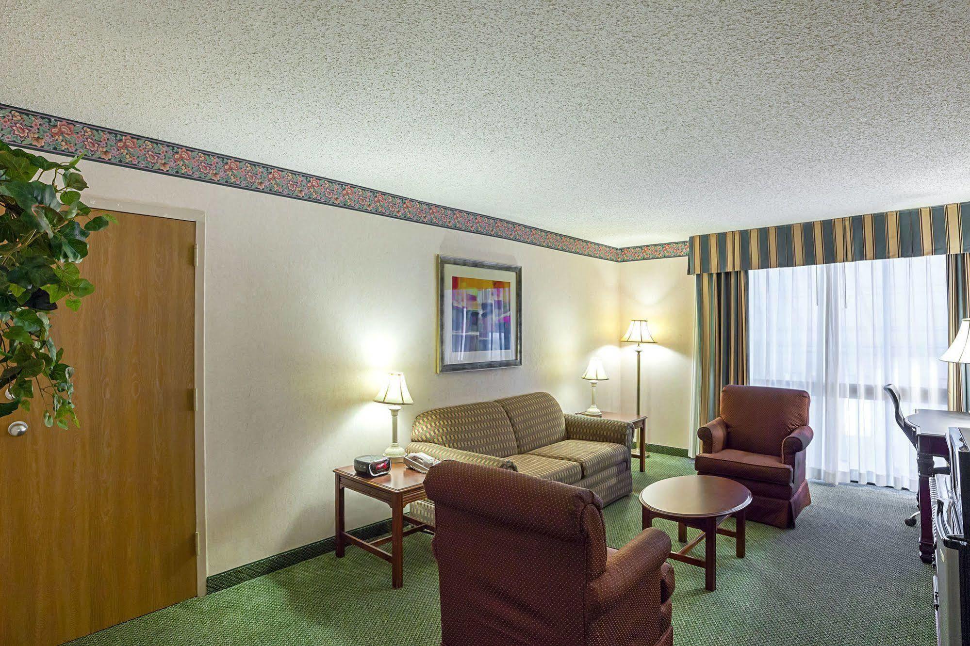 Magnuson Grand Desoto Hotel Eksteriør billede